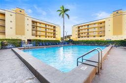 Picture of 14971 SW 82Nd Ln # 508, Miami, FL 33193