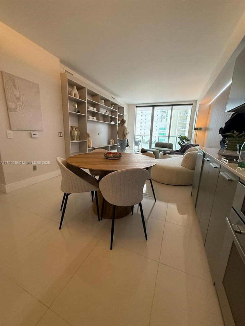 Picture of 1300 Brickell Bay Dr # 604, Miami FL 33131