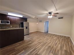 Picture of 3245 Virginia St # 17, Miami, FL 33133