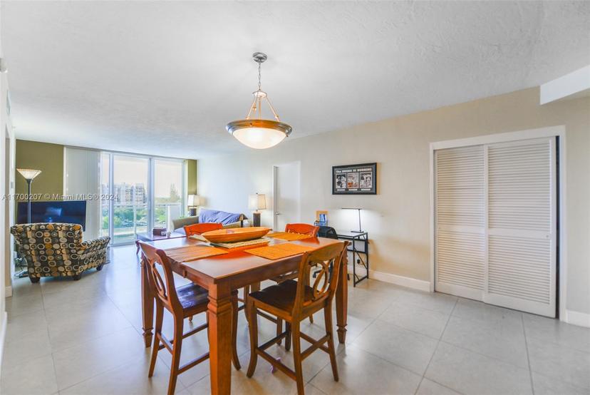 Picture of 3000 S Ocean Dr # 520, Hollywood FL 33019