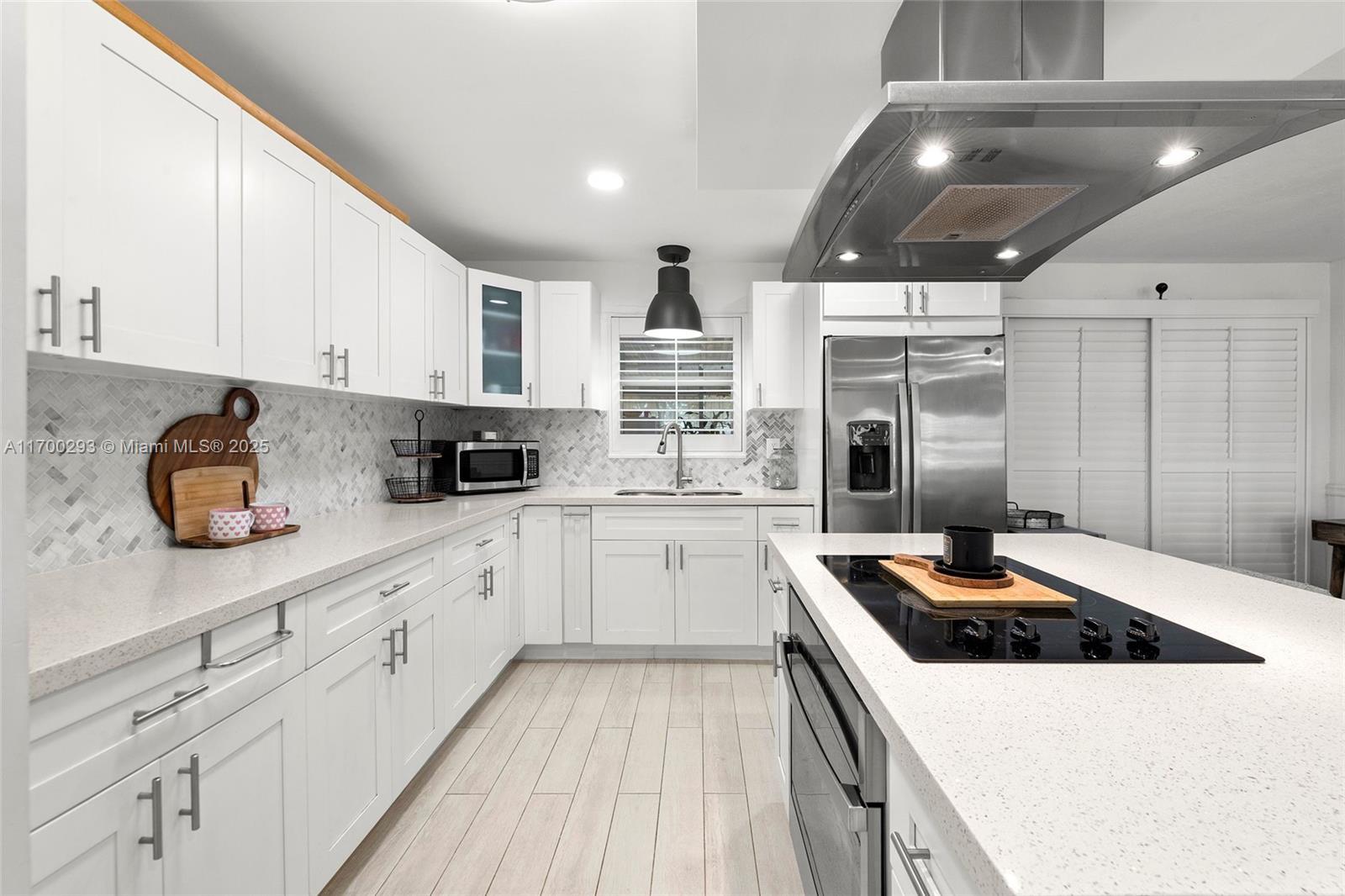 Picture of 7395 Mcarthur Pkwy, Hollywood, FL 33024