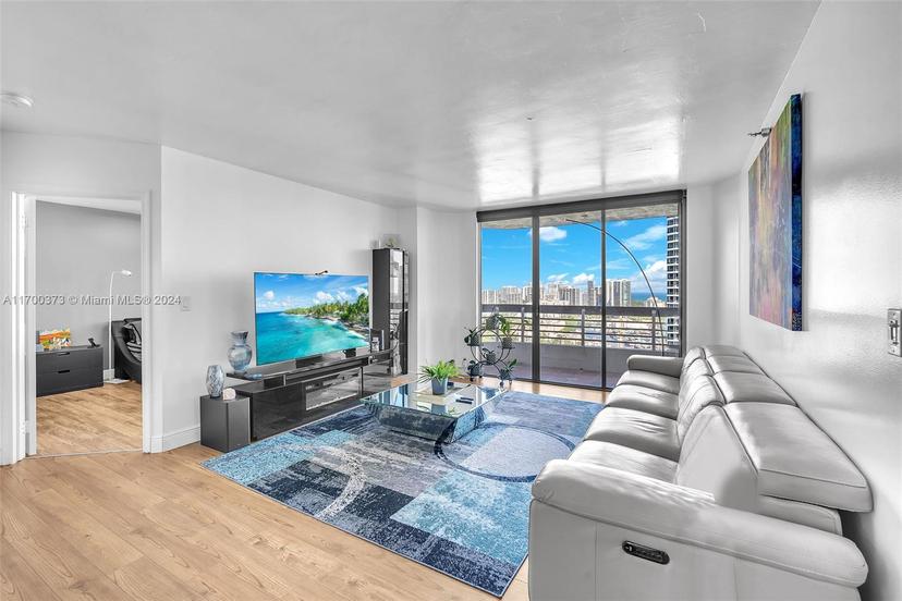 Picture of 3530 Mystic Pointe Dr # 2907, Aventura FL 33180