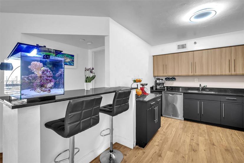 Picture of 3530 Mystic Pointe Dr # 2907, Aventura FL 33180