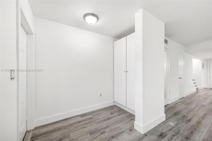 Picture of 1461 NE 150Th St # 103, Miami FL 33161