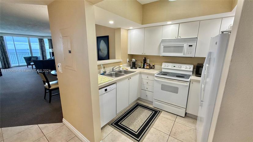 Picture of 17375 Collins Ave # 1101, Sunny Isles Beach FL 33160