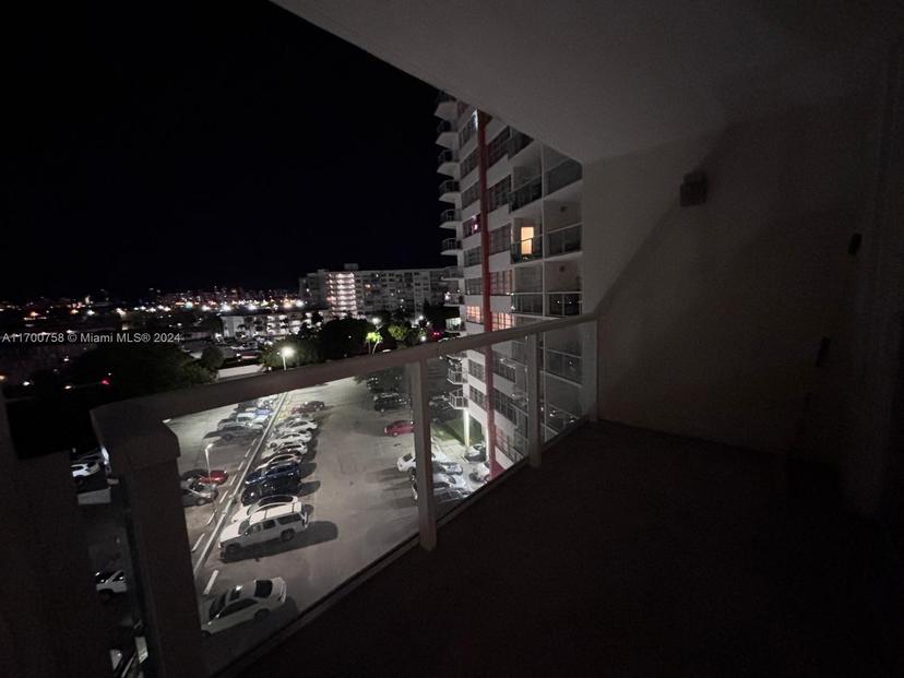 Picture of 1351 NE Miami Gardens Dr # 604E, Miami FL 33179