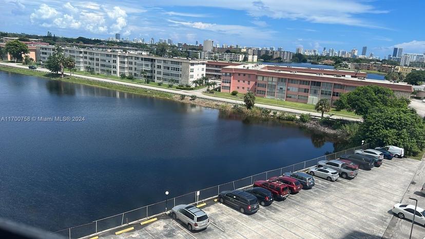 Picture of 1351 NE Miami Gardens Dr # 604E, Miami FL 33179