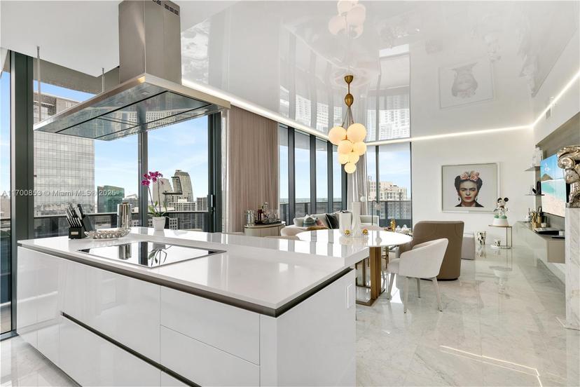 Picture of 1000 Brickell Plz, Miami FL 33131