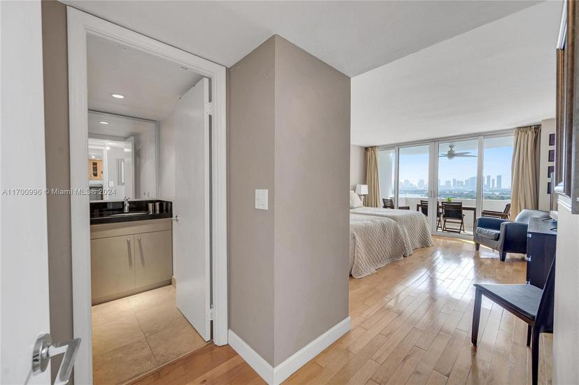 Picture of 11 Island Ave # 1403, Miami Beach FL 33139