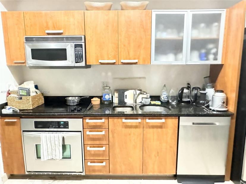 Picture of 3131 NE 188Th St # 707, Aventura FL 33180