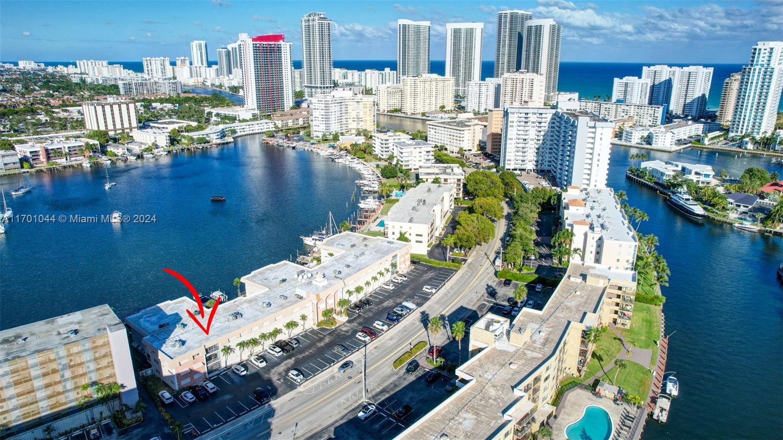 Picture of 300 Golden Isles Dr # 204, Hallandale Beach, FL 33009