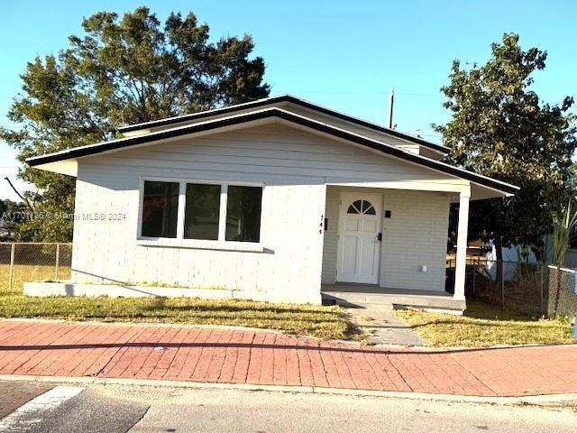 Picture of 744 Lemon Ave, Sebring FL 33870