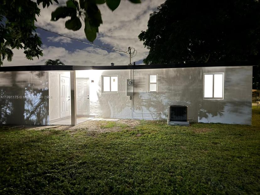 Picture of 1710 NW 124Th Ter, Miami FL 33167