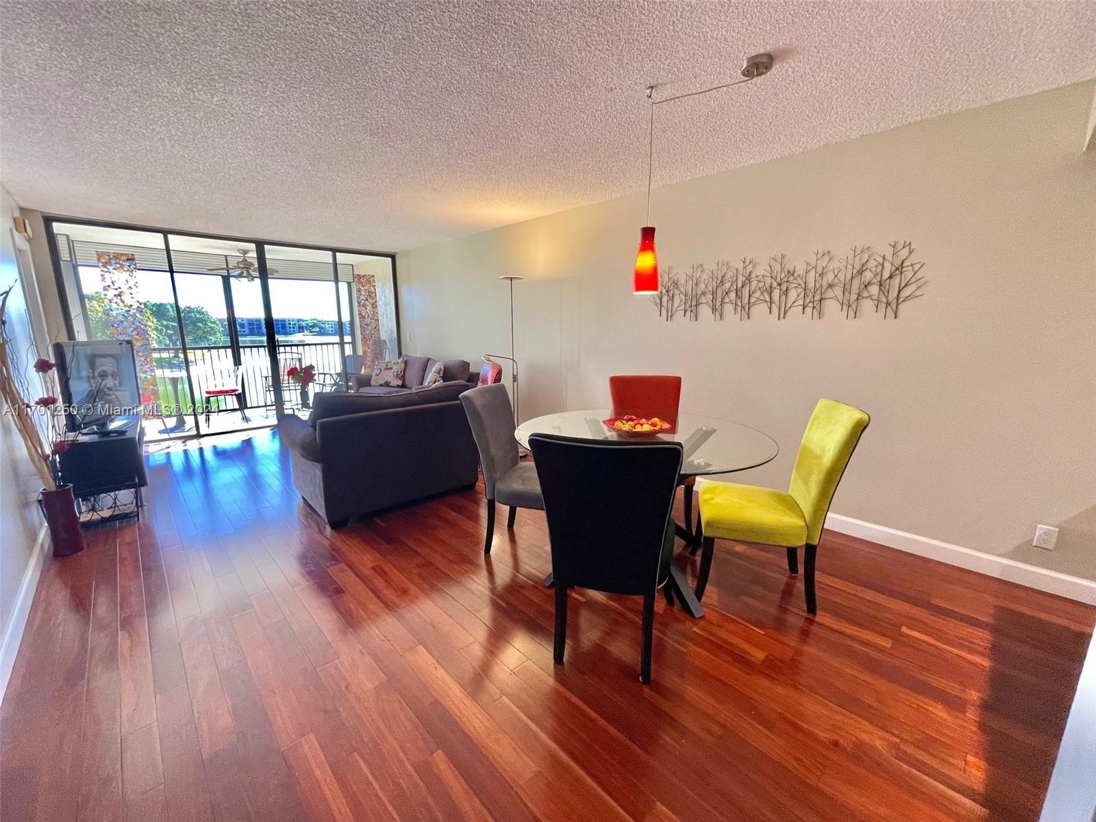 Picture of 5831 Coral Lake Dr # 307, Margate, FL 33063