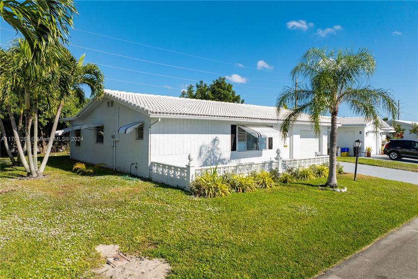 Picture of 2019 SW 16Th Ave, Boynton Beach FL 33426
