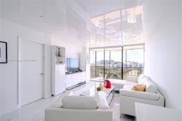 Picture of 20301 W Country Club Dr # 930, Aventura, FL 33180