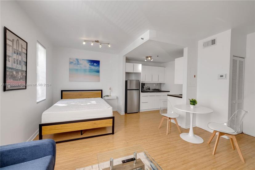 Picture of 1502 Jefferson Ave # 107, Miami Beach FL 33139