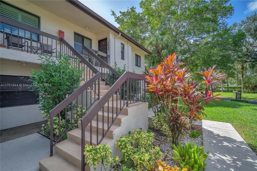 Picture of 7956 Eastlake Dr # F, Boca Raton FL 33433