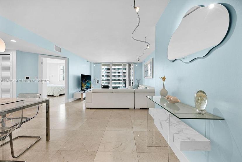 Picture of 1155 Brickell Bay Dr # 2004, Miami FL 33131