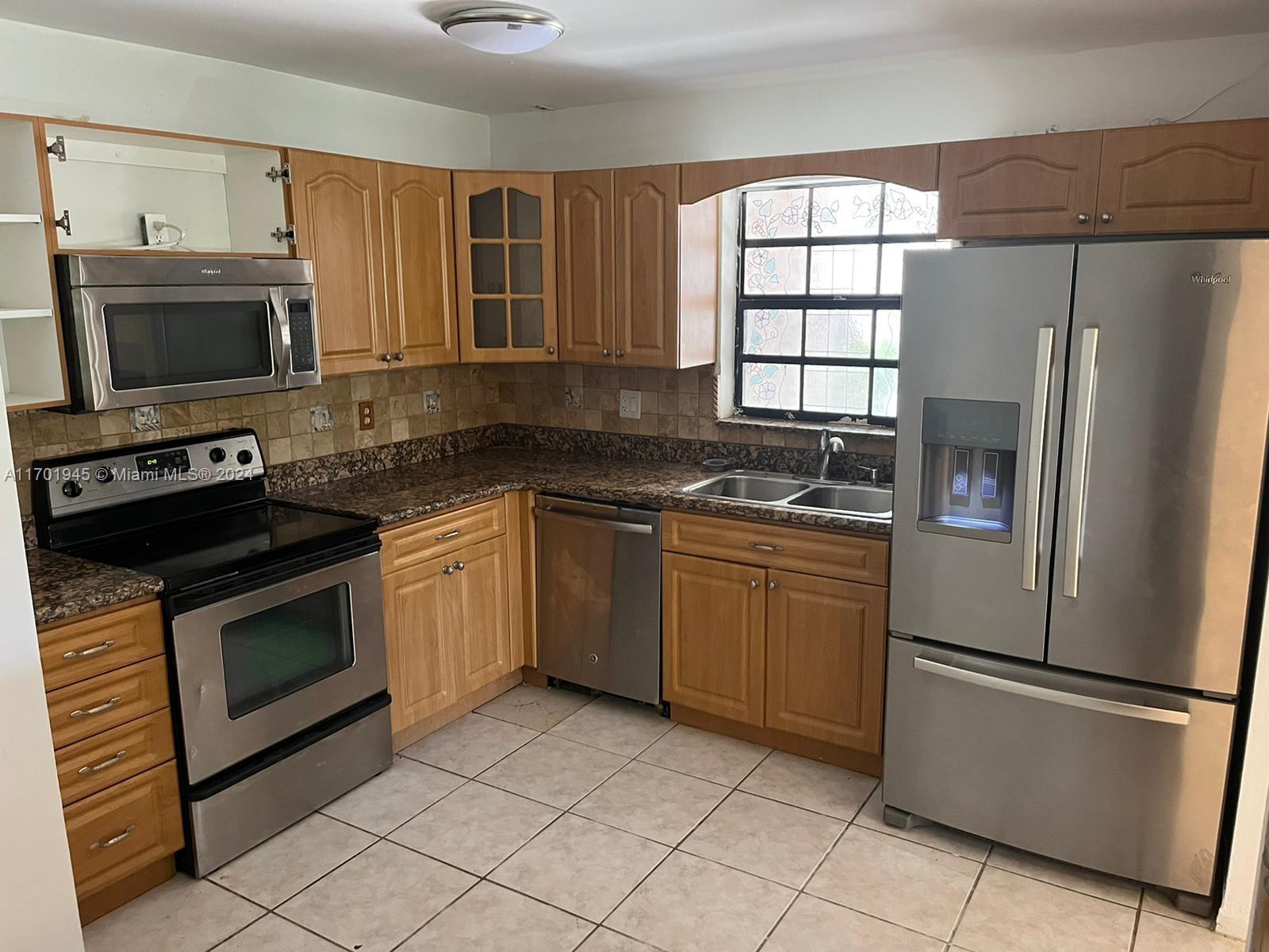 Picture of 3686 NW 95Th Ter # 4M, Sunrise, FL 33351