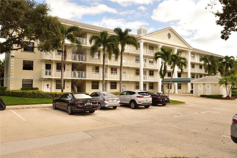 Picture of 6085 Balboa Cir # 402, Boca Raton FL 33433