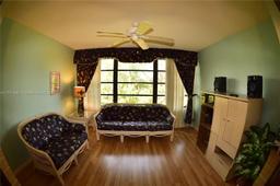 Picture of 6085 Balboa Cir # 402, Boca Raton, FL 33433
