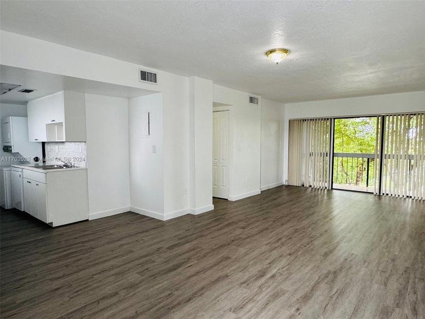 Picture of 6320 SW 138Th Ct # 408, Miami FL 33183