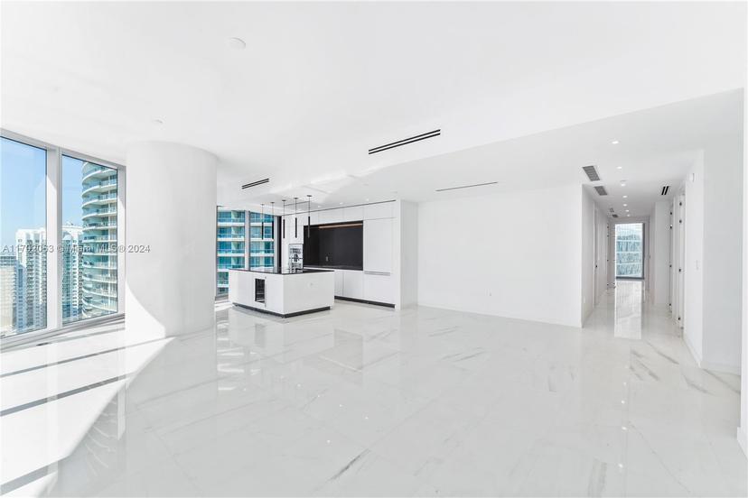 Picture of 300 Biscayne Blvd Way # 3507, Miami FL 33131