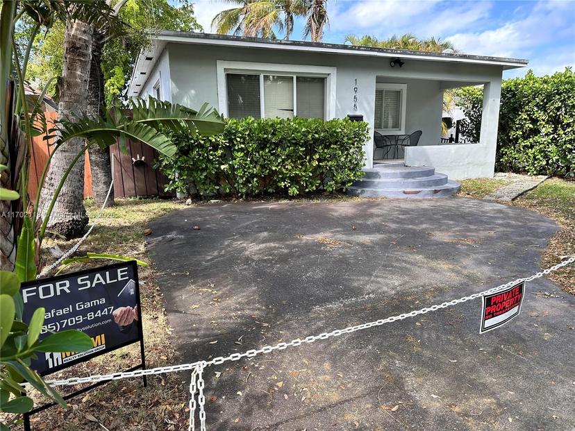 Picture of 1955 Washington St, Hollywood FL 33020