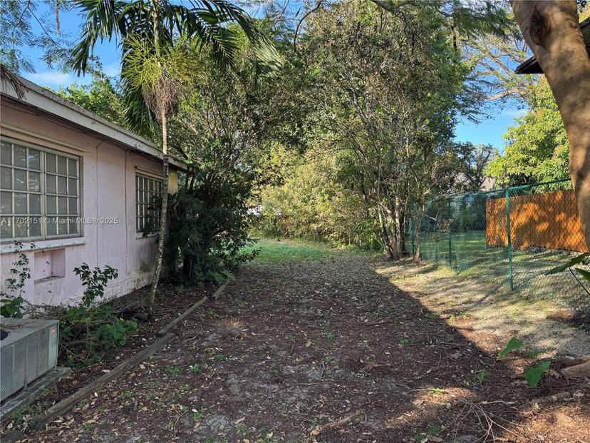 Picture of 7831 SW 100Th St, Miami FL 33156