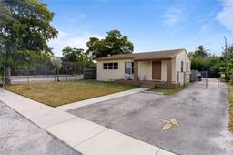 Picture of 806 NW 18Th St, Fort Lauderdale, FL 33311