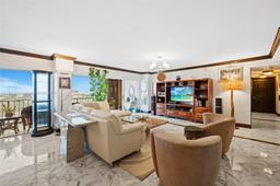 Picture of 1800 NE 114Th St # 1710, Miami, FL 33181