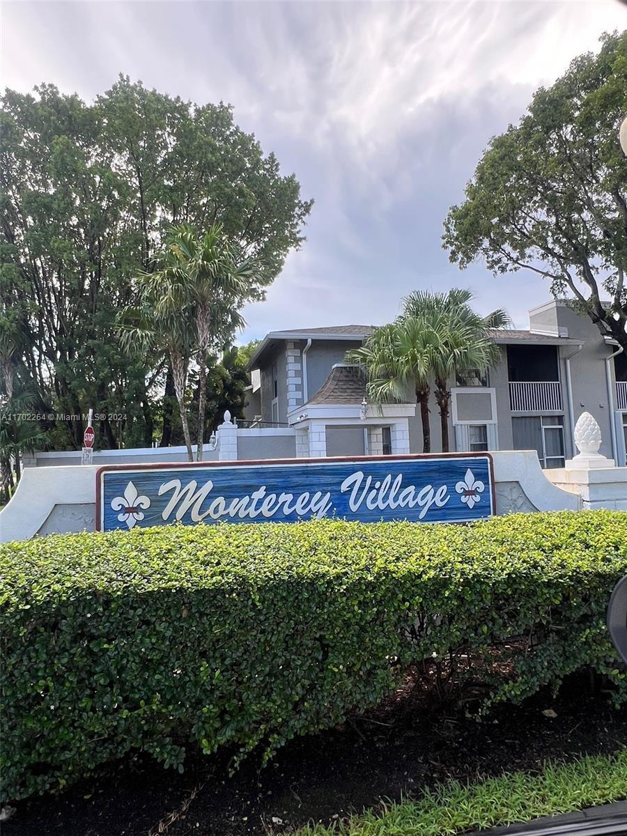 Picture of 438 NE 210Th Cir Ter # 4B, Miami, FL 33179