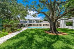 Picture of 7272 SW 102Nd St, Pinecrest, FL 33156