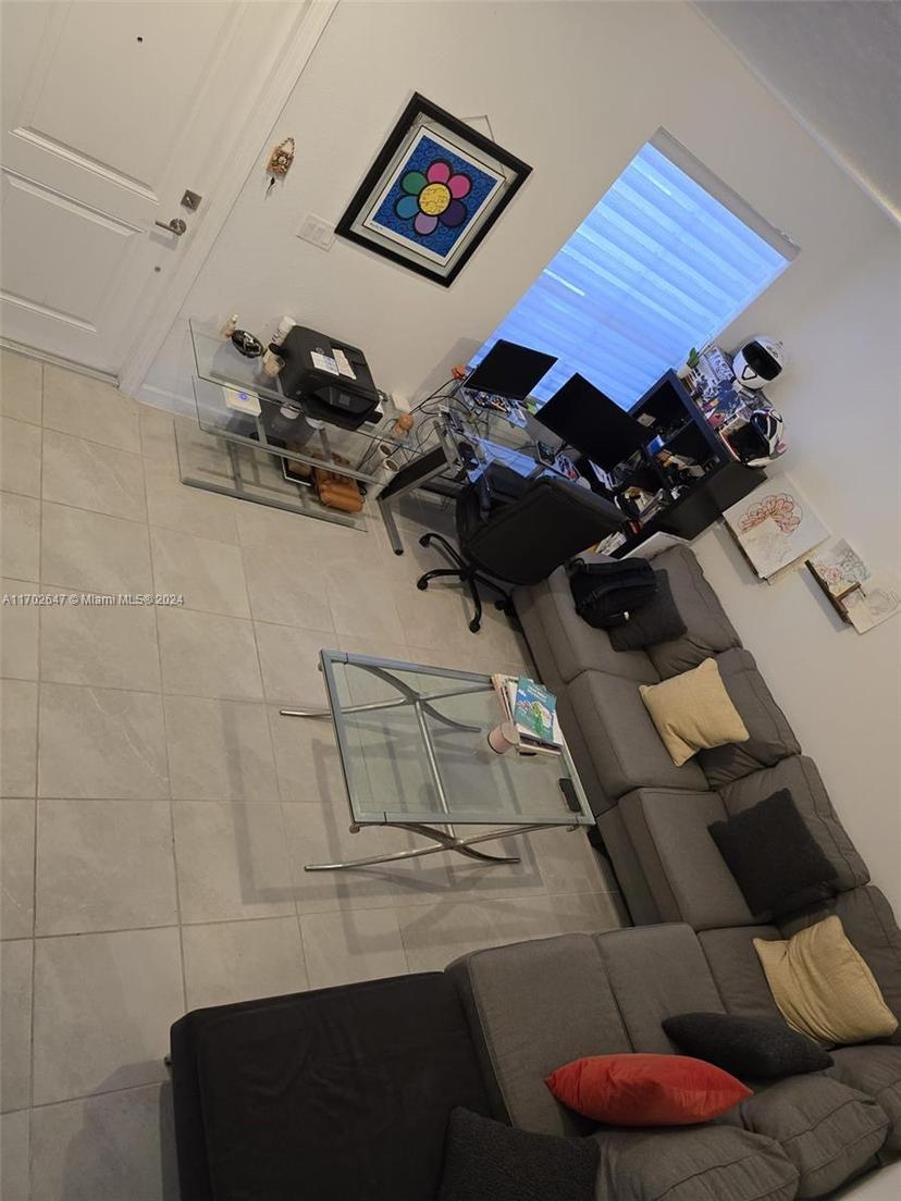 Picture of 18264 SW 148Th Rd # 18264, Miami FL 33187
