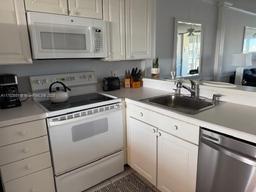 Picture of 353 S Us Highway 1 # D402, Jupiter, FL 33477