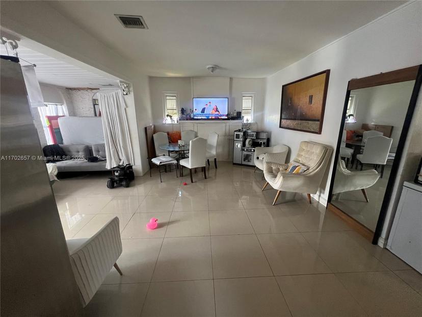 Picture of 1482 NE 174Th St, North Miami Beach FL 33162