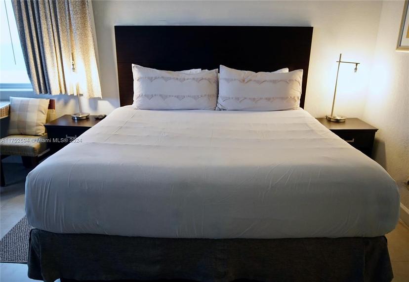 Picture of 19201 Collins Ave # 726, Sunny Isles Beach FL 33160