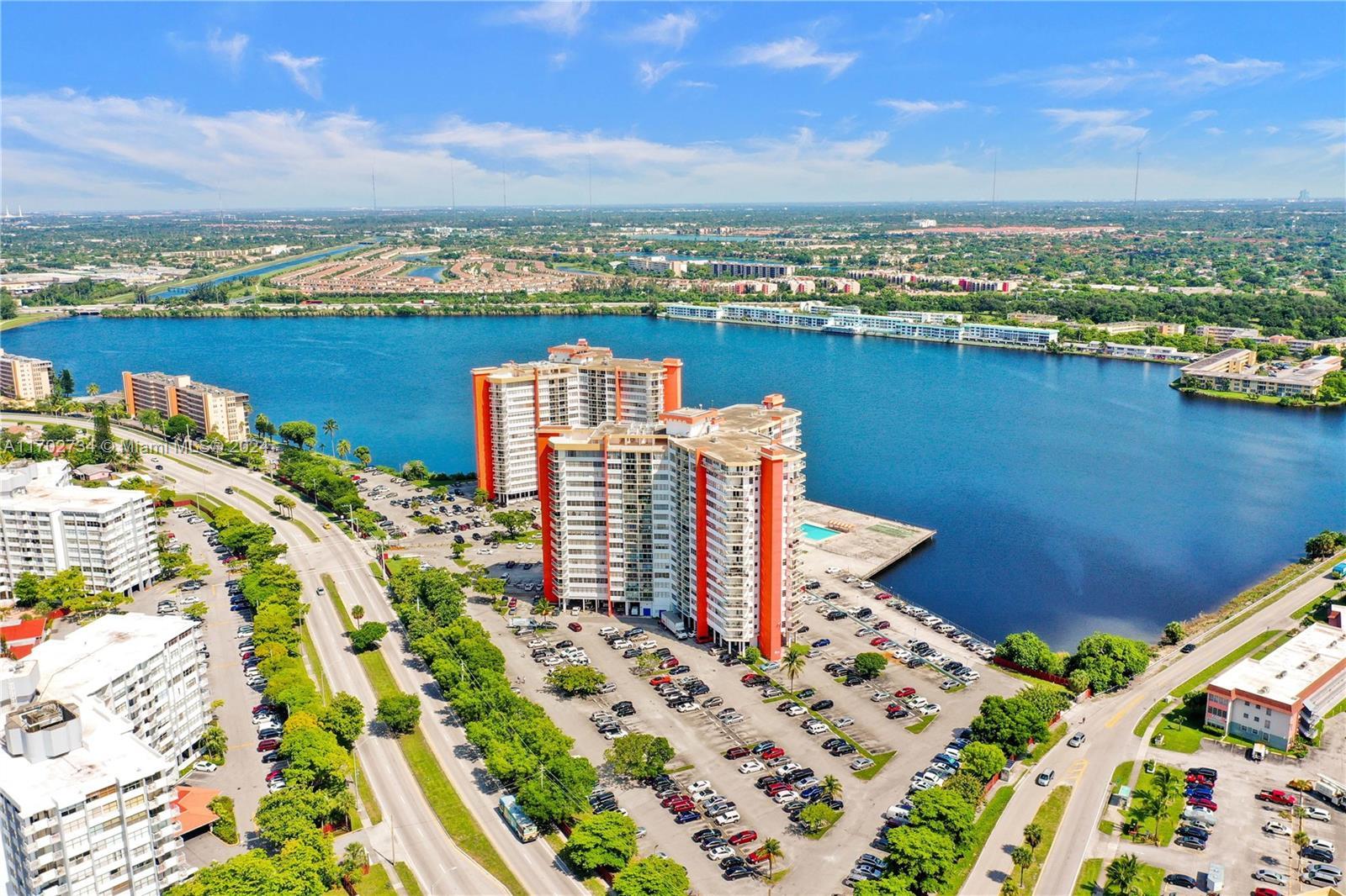 Picture of 1301 NE Miami Gardens Dr # 401W, Miami, FL 33179