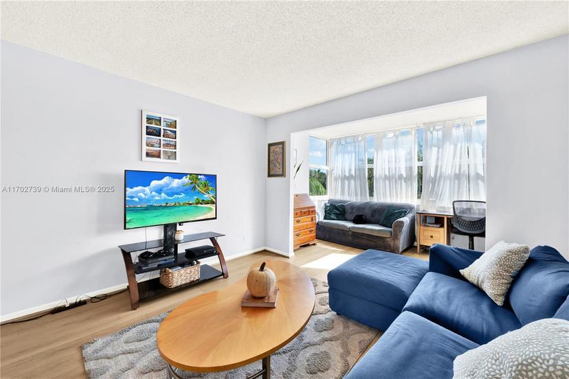 Picture of 6500 Cypress Rd # 403, Plantation FL 33317