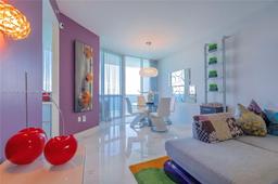 Picture of 18201 Collins Ave # 3909, Sunny Isles Beach, FL 33160