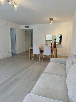 Picture of 330 SE 2Nd St # 104F, Hallandale Beach, FL 33009