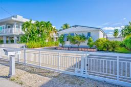 Picture of 181 Grassy Rd, Key Largo, FL 33037
