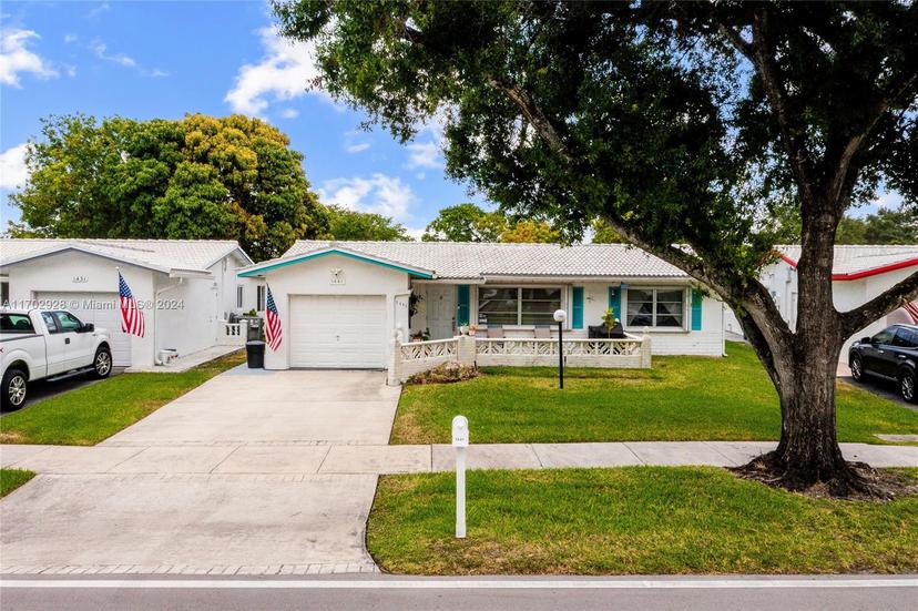 Picture of 1441 W Campanelli Dr, Plantation FL 33322