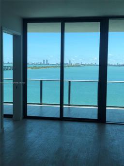 Picture of 480 NE 31St St # 1003, Miami, FL 33137