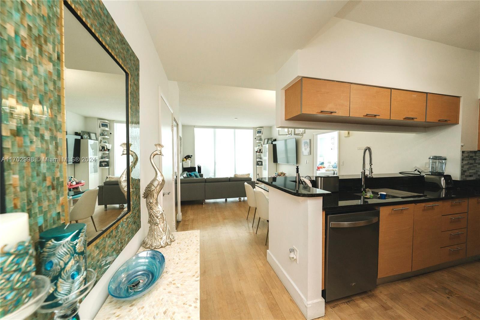 Picture of 31 SE 5Th St # 3817, Miami, FL 33131