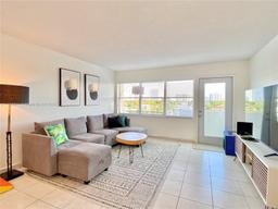 Picture of 401 Golden Isles Dr # 505, Hallandale Beach, FL 33009