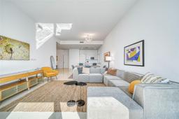 Picture of 45 SW 9Th St # 4504, Miami, FL 33130