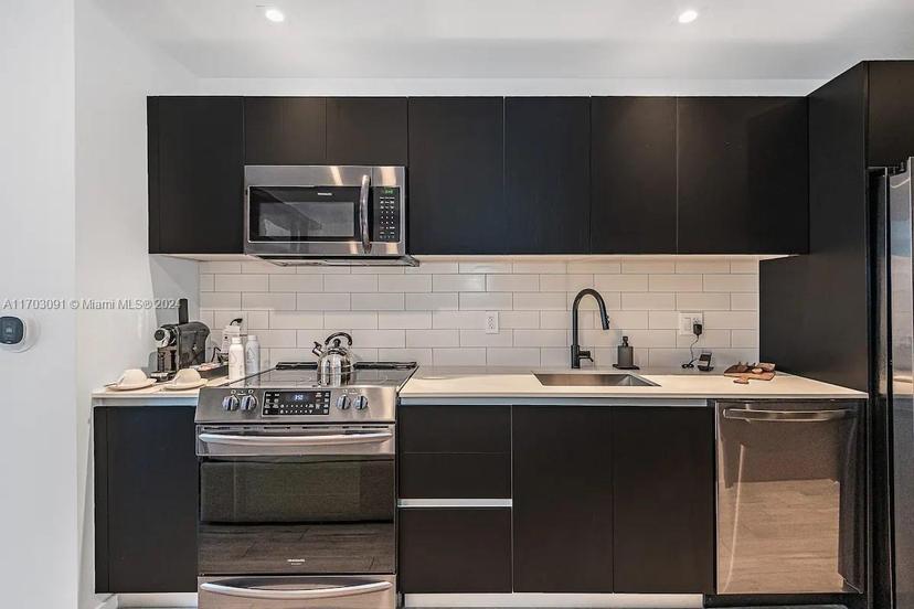 Picture of 398 NE 5Th St # 1412, Miami FL 33132