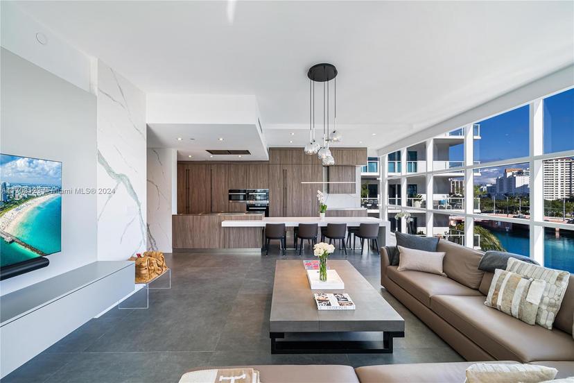 Picture of 6103 Aqua Ave # 504, Miami Beach FL 33141